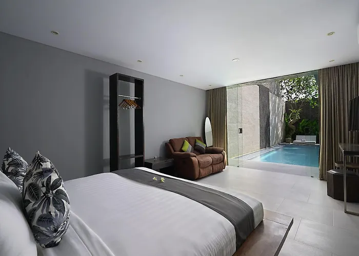 Sandhya Villa Hotel 4*