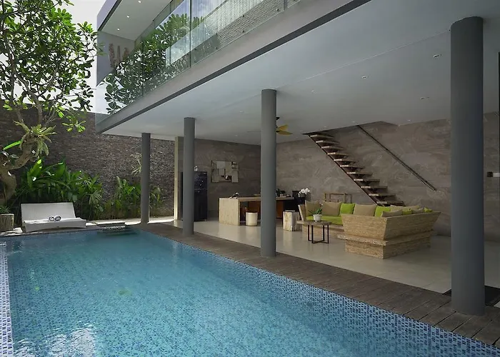 Sandhya Villa 4*