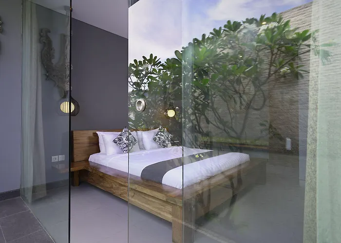 Sandhya Villa Hotel 4*